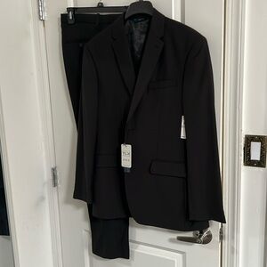 NEW w/tags BLACK Perry Ellis Suit (pants & blazer) 42S